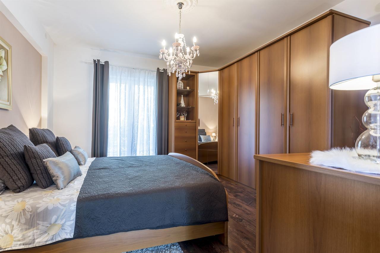 Apartment Paradise View Трогір Екстер'єр фото