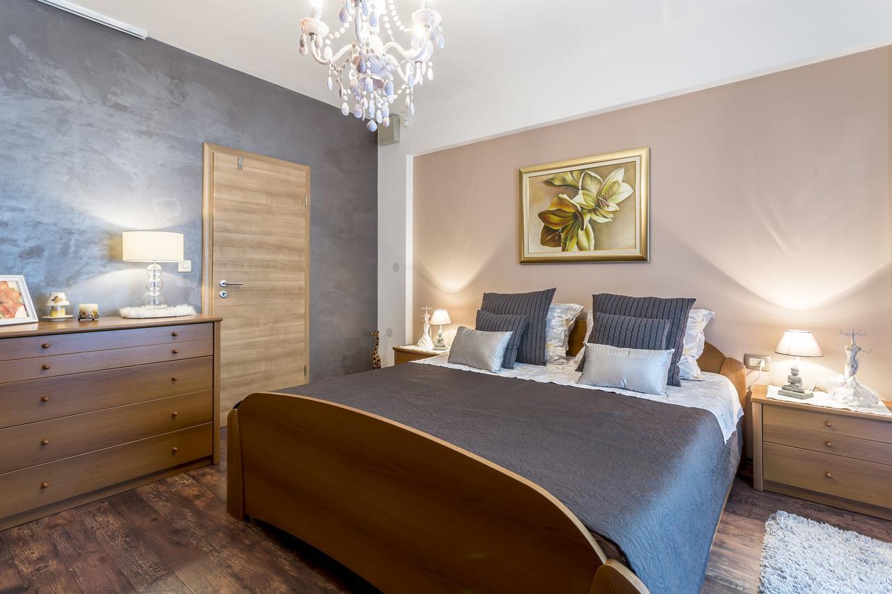 Apartment Paradise View Трогір Екстер'єр фото